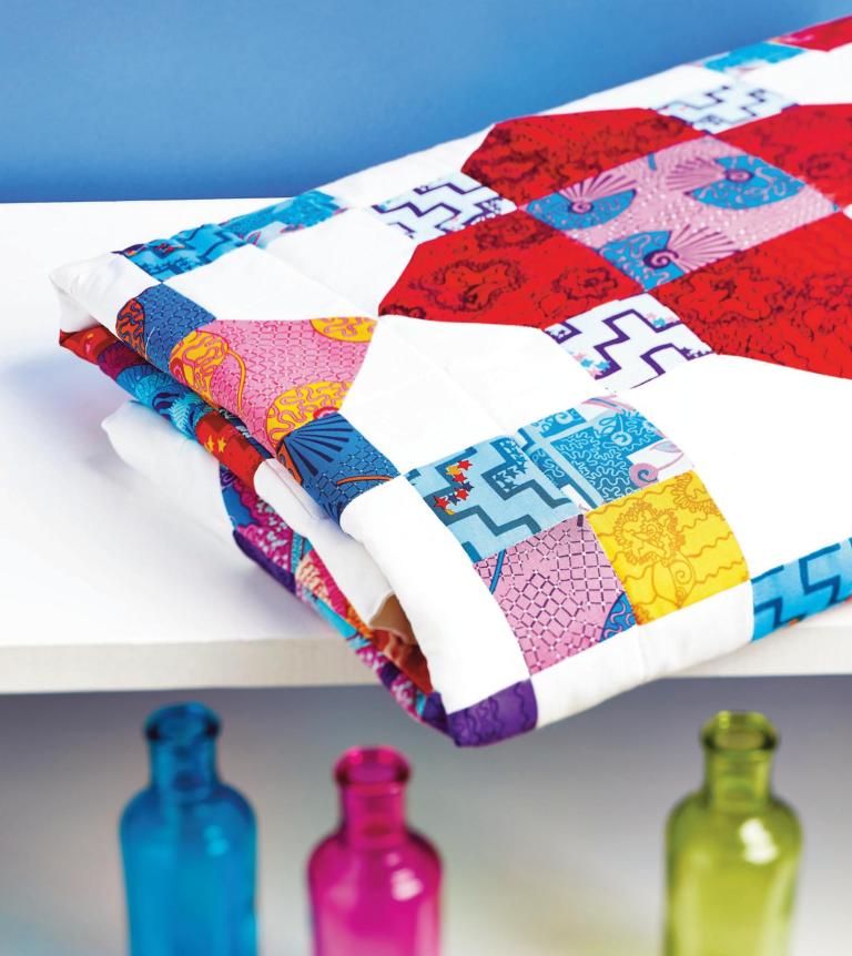 Quatrefoil Quilt Free Sewing Patterns Sew Magazine